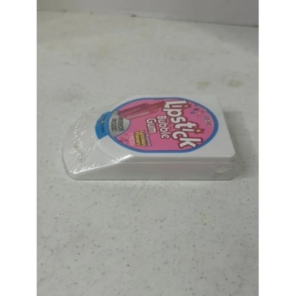 Vintage 1996 Leaf Lipstick Bubble Gum Mirror Inside New Sealed 90s Candy 48654